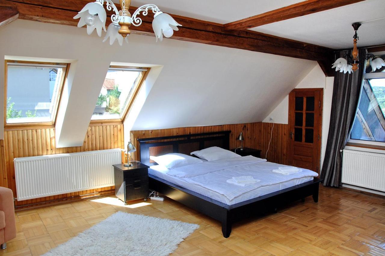 Brasov Valley Apartment Exterior photo